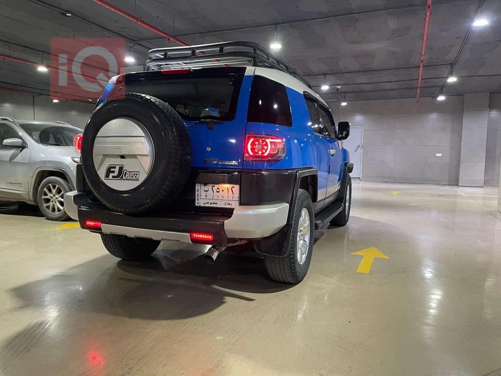 تۆیۆتا FJ کرۆزەر